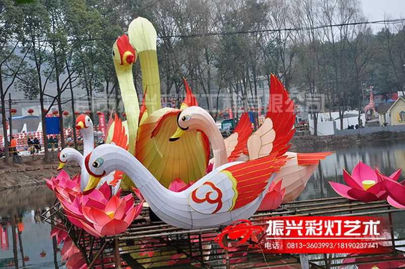 天鹅花灯