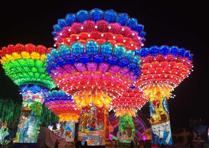 恐龙灯会闪耀盐都，自贡名片更加璀璨
