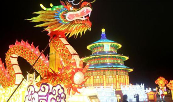 三千“灯会工匠”出洋：自贡彩灯走向世界