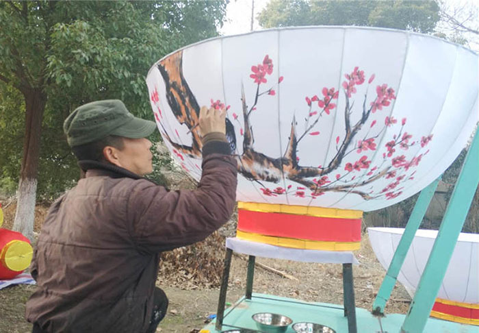 彩灯手绘中